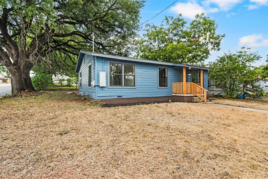 1725 Columbia Street Property Photo 1
