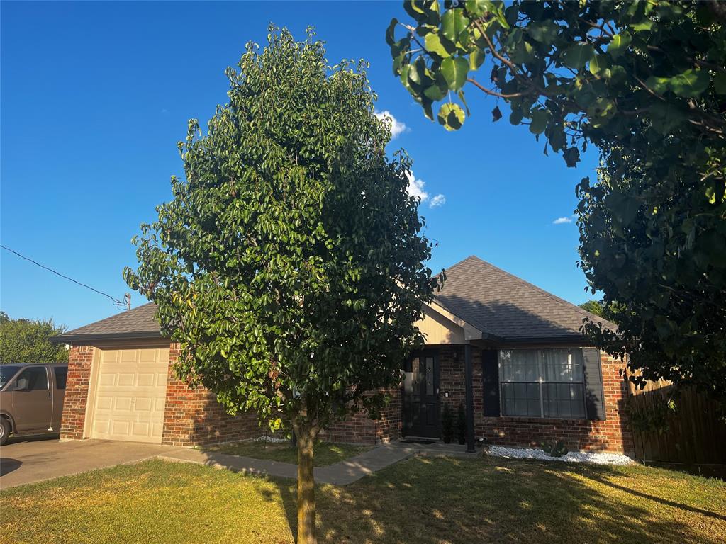 1705 Melody Circle Property Photo 1