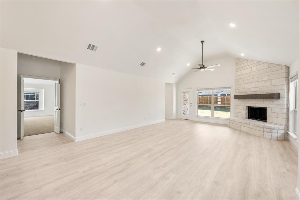 2009 Amber Gate Drive Property Photo 17