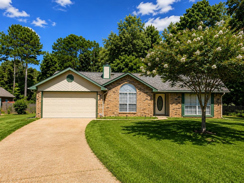 208 Boutte Circle Property Photo 1