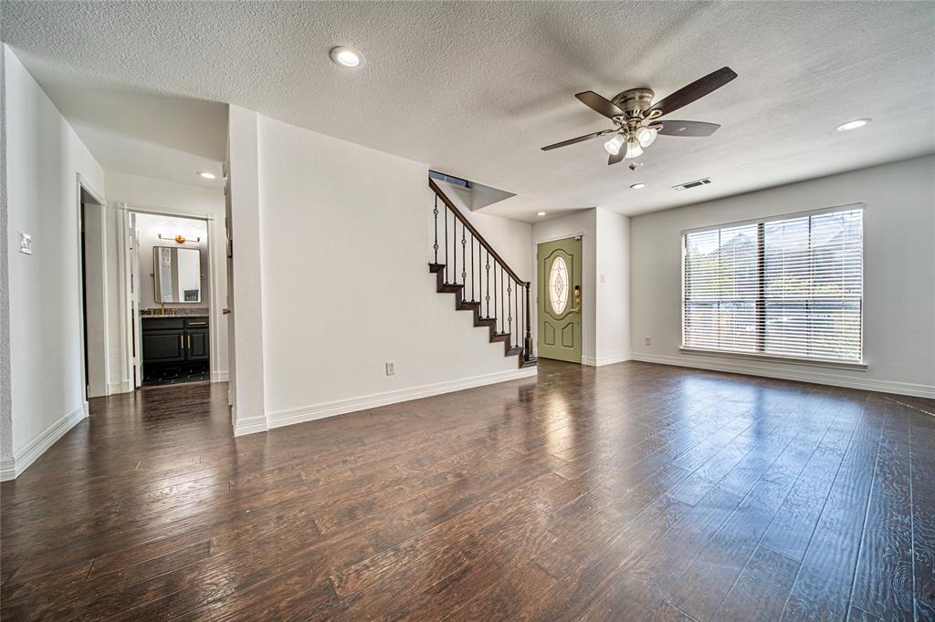 2411 Knight Property Photo 14