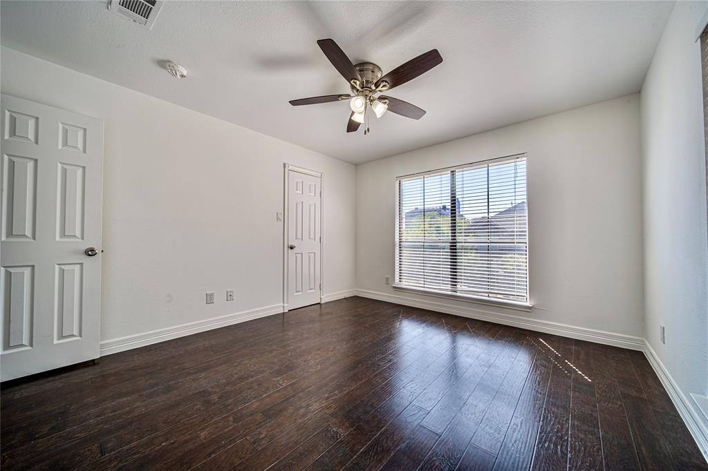 2411 Knight Property Photo 28