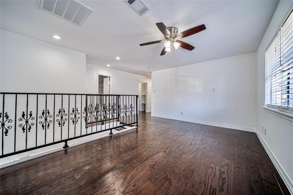 2411 Knight Property Photo 29