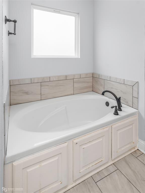 608 Lessie Drive Property Photo 12