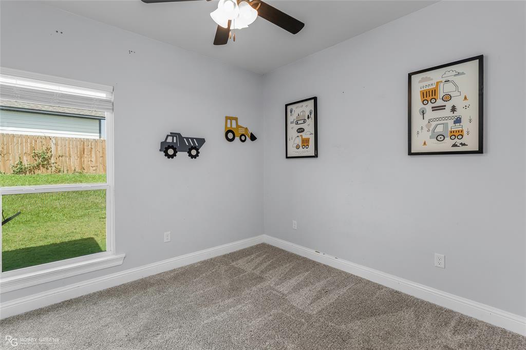 608 Lessie Drive Property Photo 17