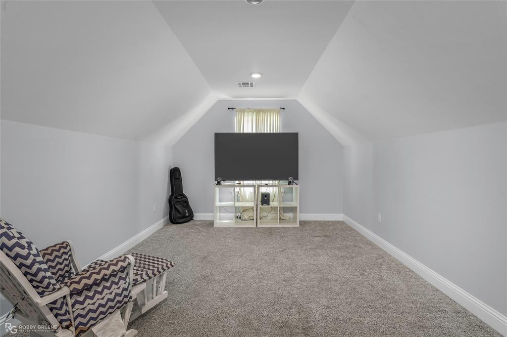 608 Lessie Drive Property Photo 19