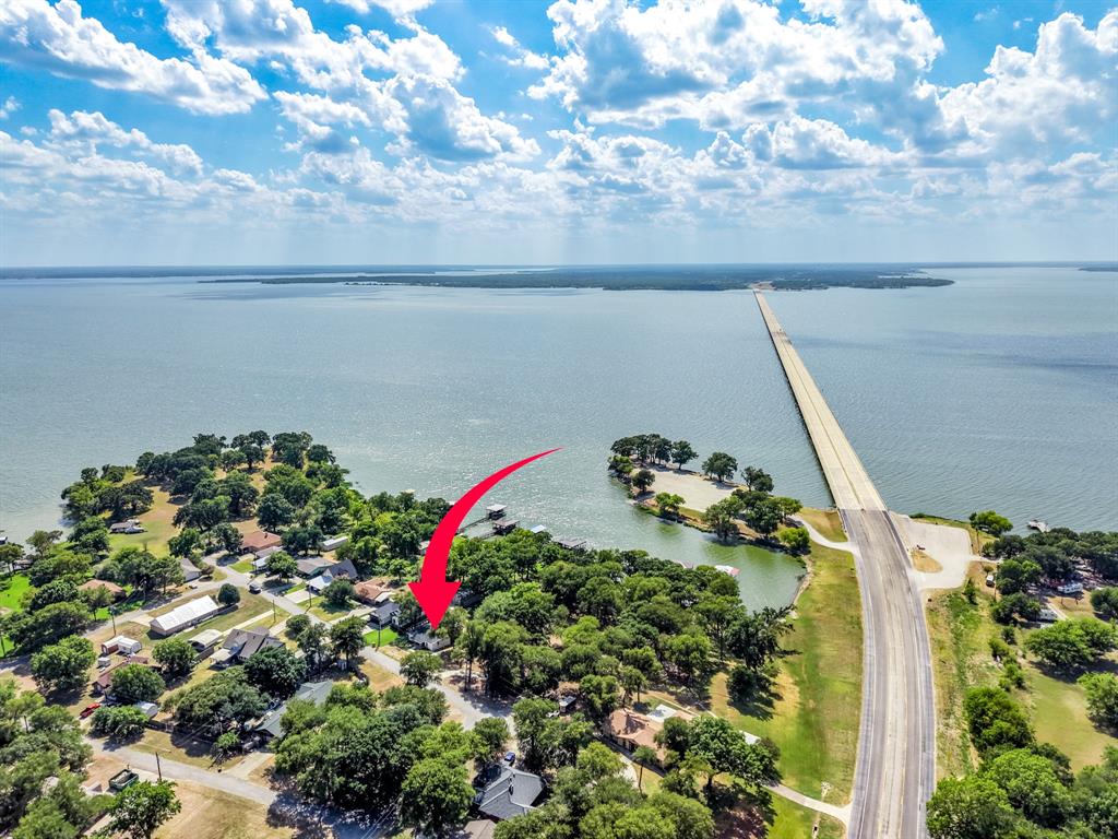 180 Shoreline Road