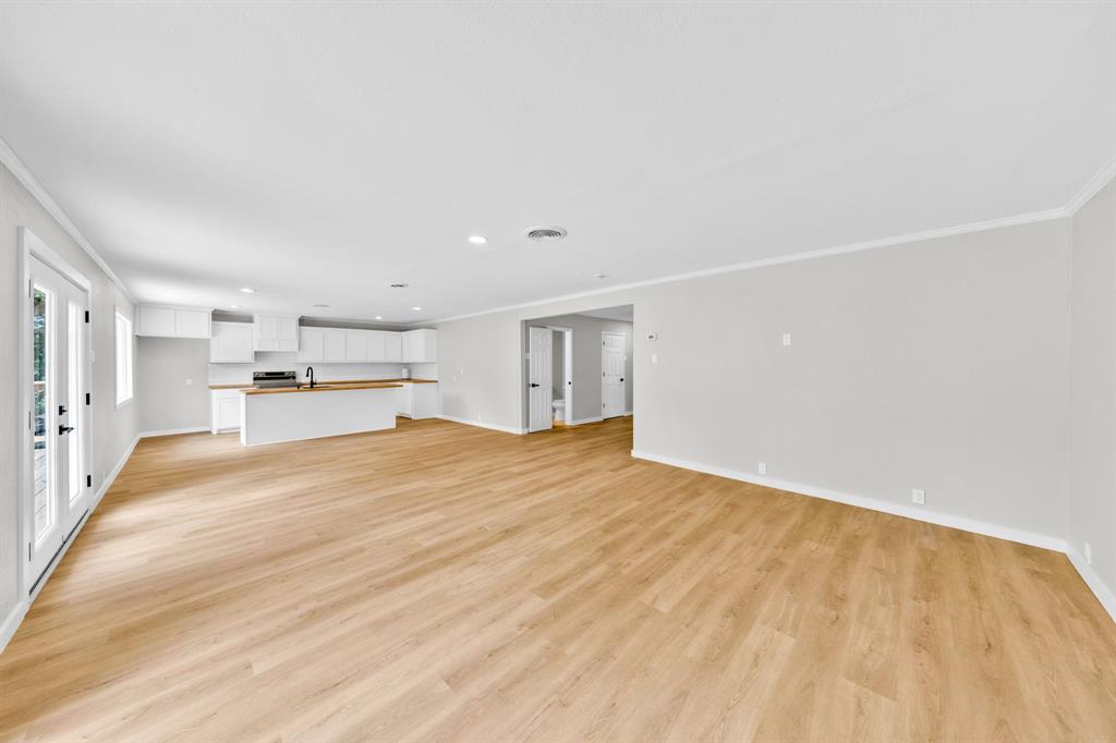 180 Shoreline Road Property Photo 18