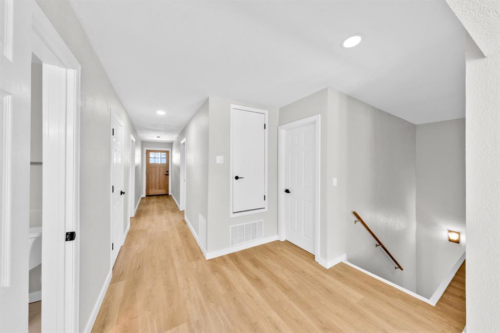 180 Shoreline Road Property Photo 19