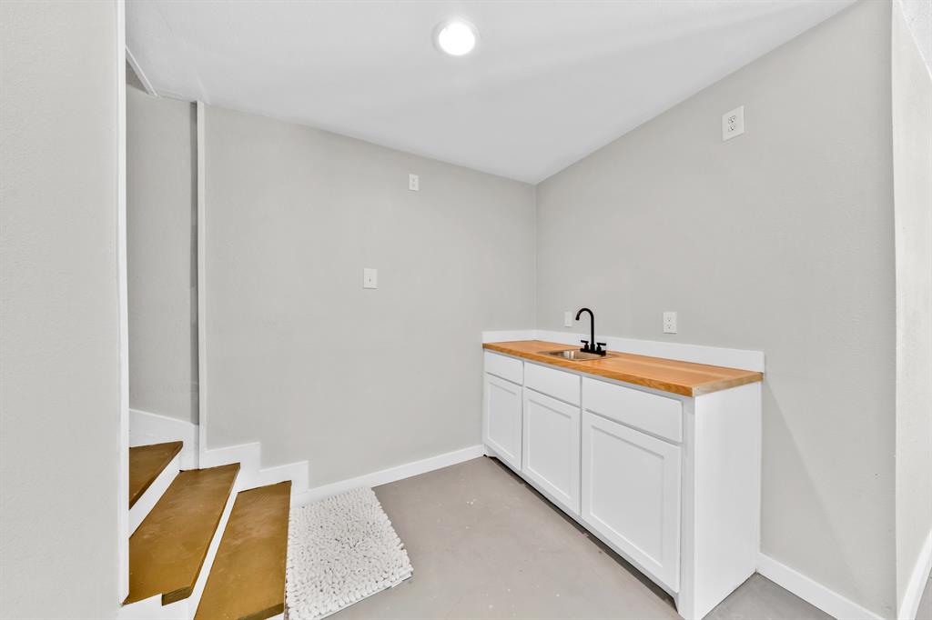 180 Shoreline Road Property Photo 30