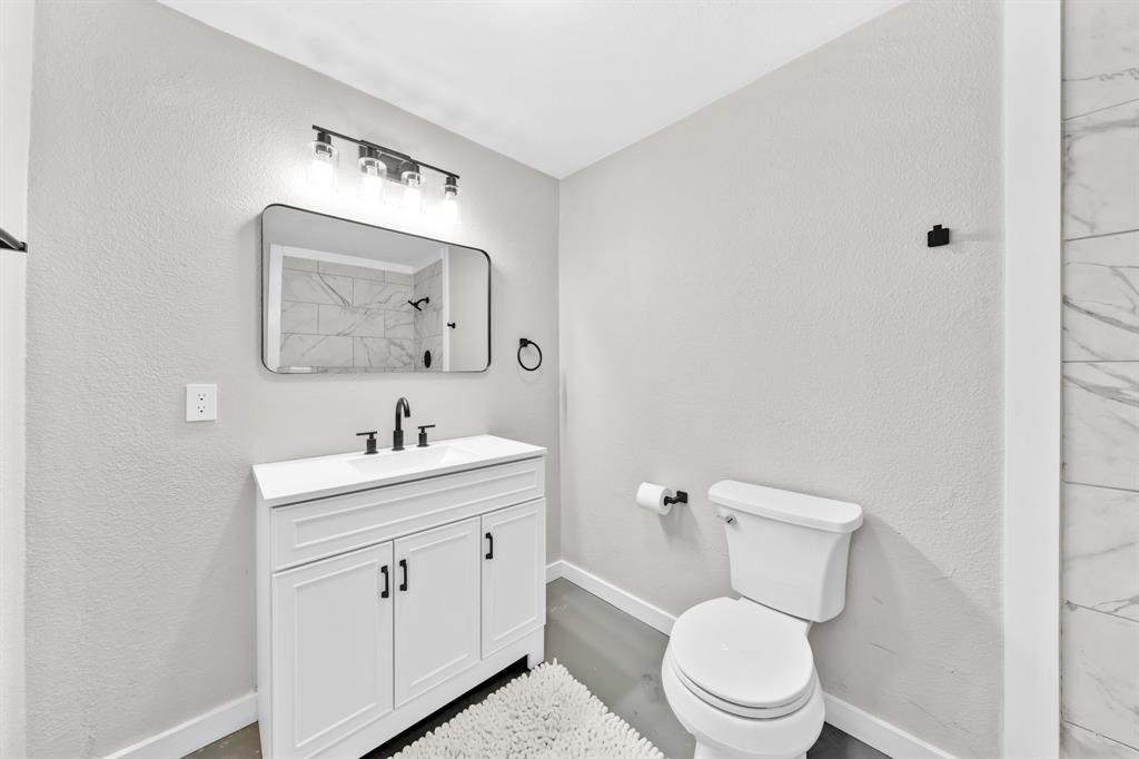 180 Shoreline Road Property Photo 34