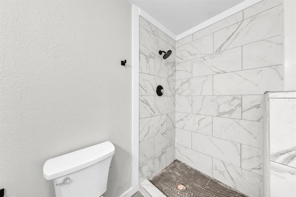180 Shoreline Road Property Photo 35