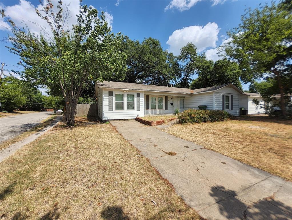558 Harrison Lane Property Photo 1