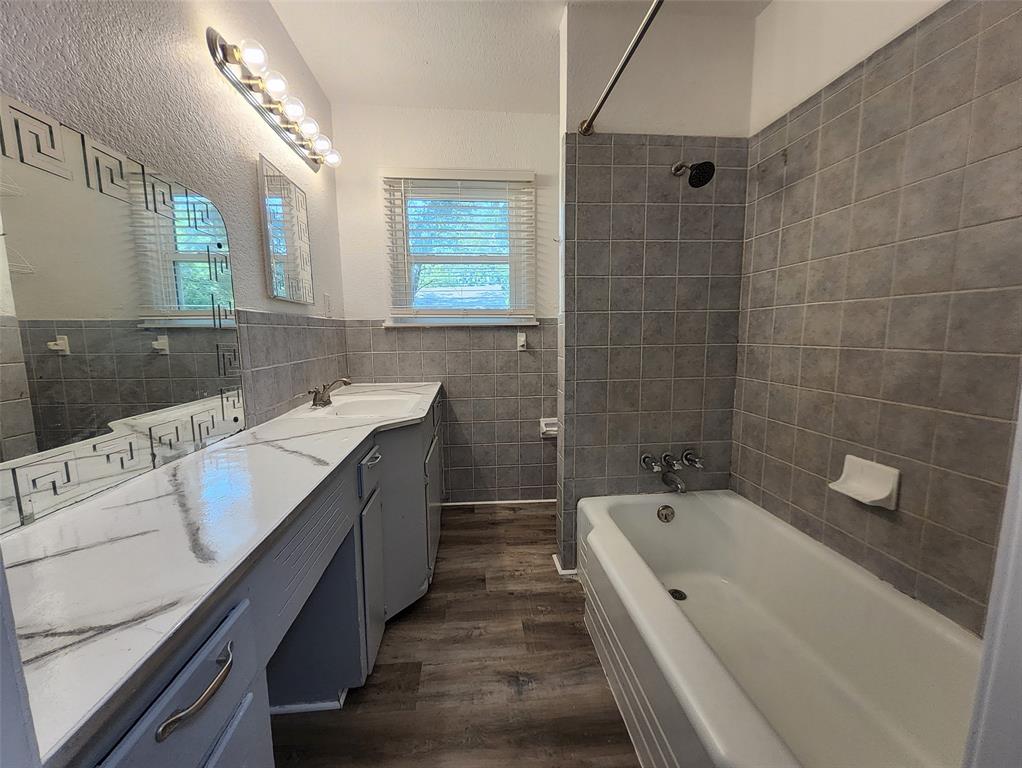 558 Harrison Lane Property Photo 13