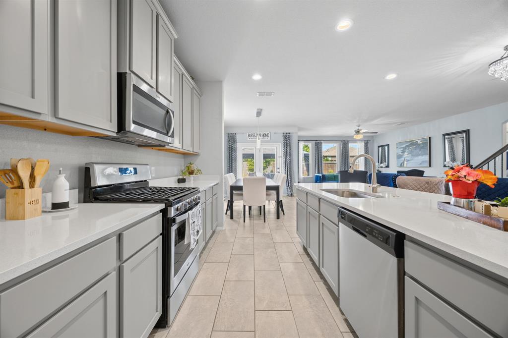 15765 Fire Ridge Drive Property Photo 10