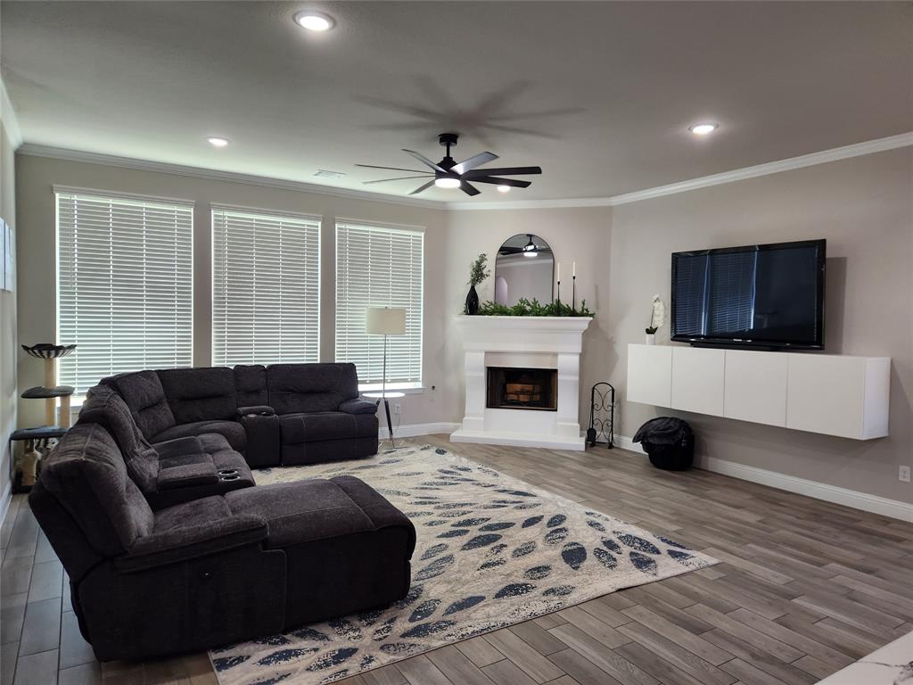 1000 Nogalito Avenue Property Photo 8
