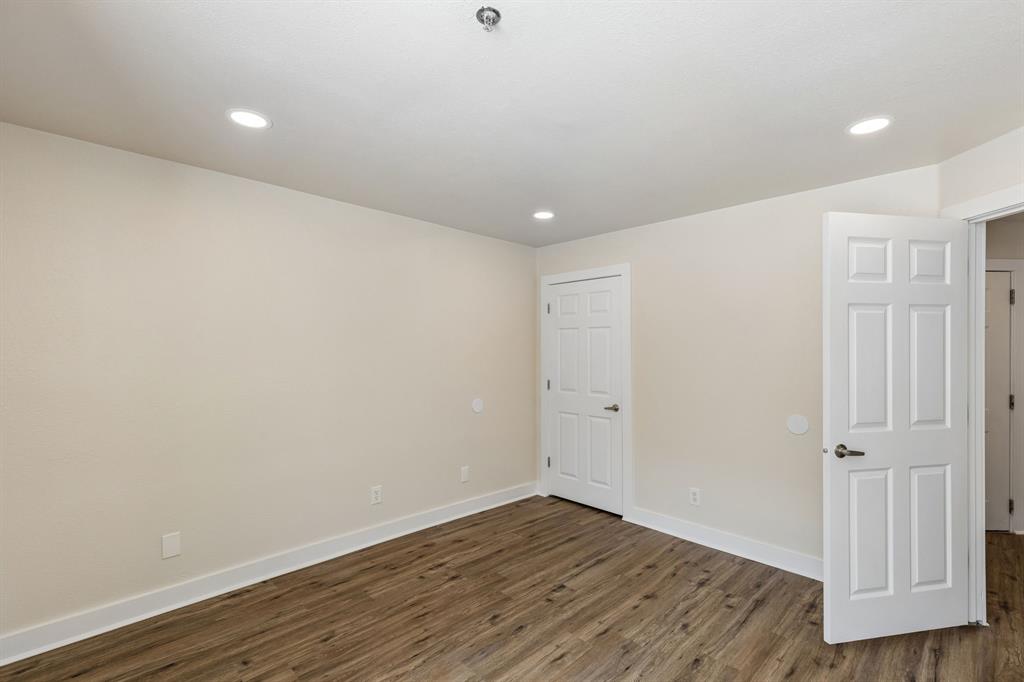 3901 Travis Street 100 Property Photo 15