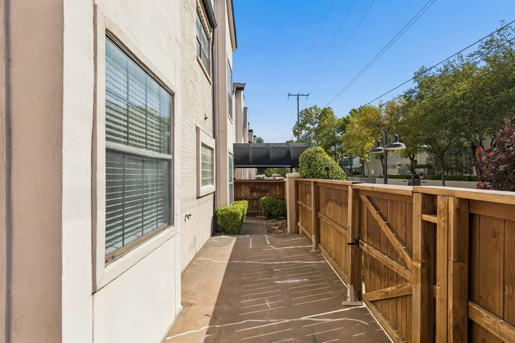 3901 Travis Street 100 Property Photo 21