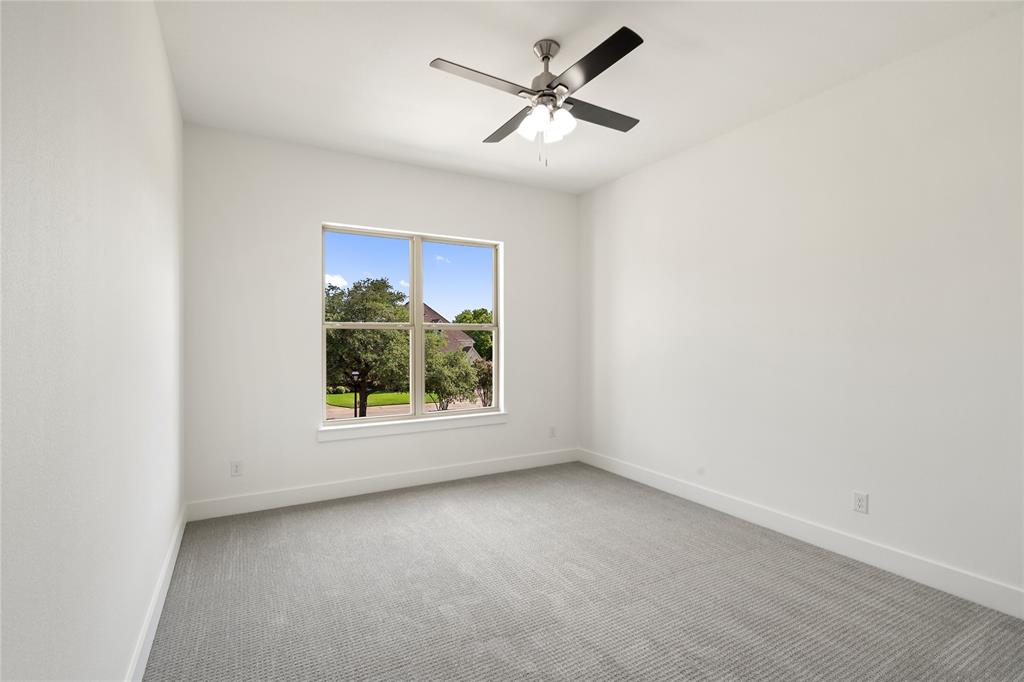 907 Saint George Place Property Photo 24