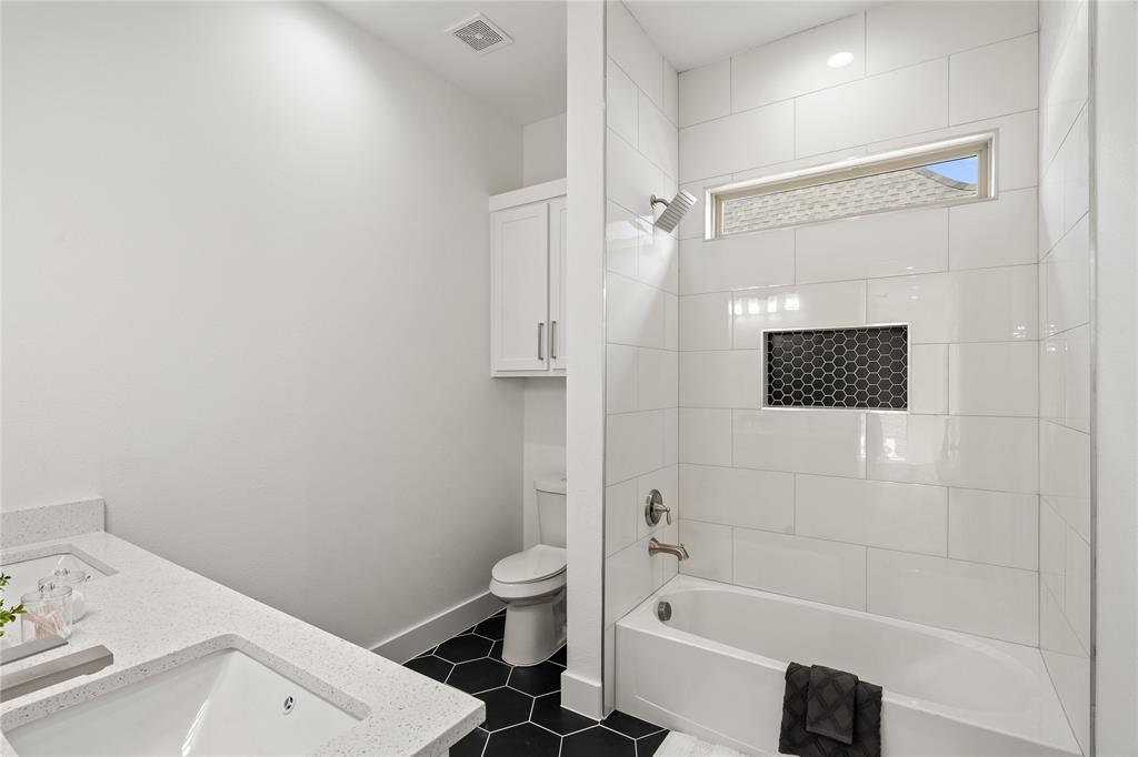 907 Saint George Place Property Photo 25