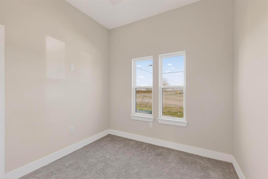 100 Diamond T Ranch Road Property Photo 19