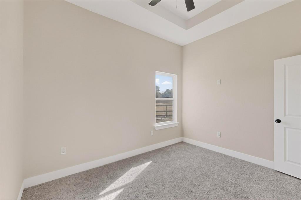 100 Diamond T Ranch Road Property Photo 26
