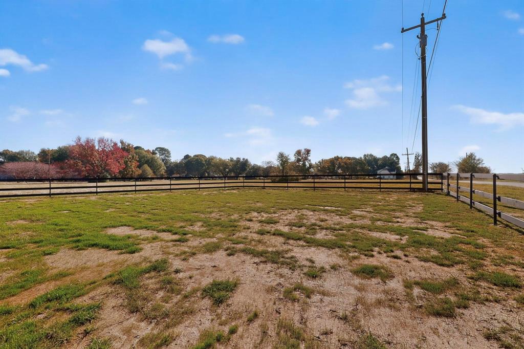 100 Diamond T Ranch Road Property Photo 33
