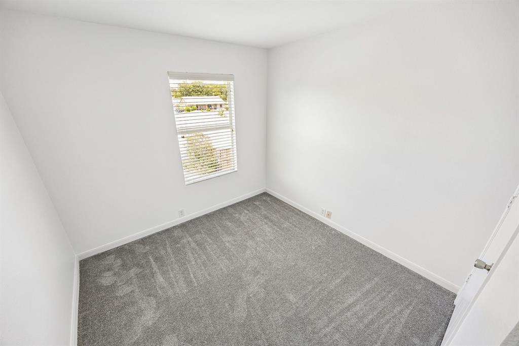 2617 Boedeker Drive Property Photo 12