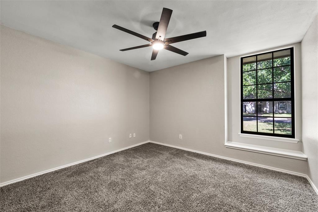 209 Bonham Drive Property Photo 7