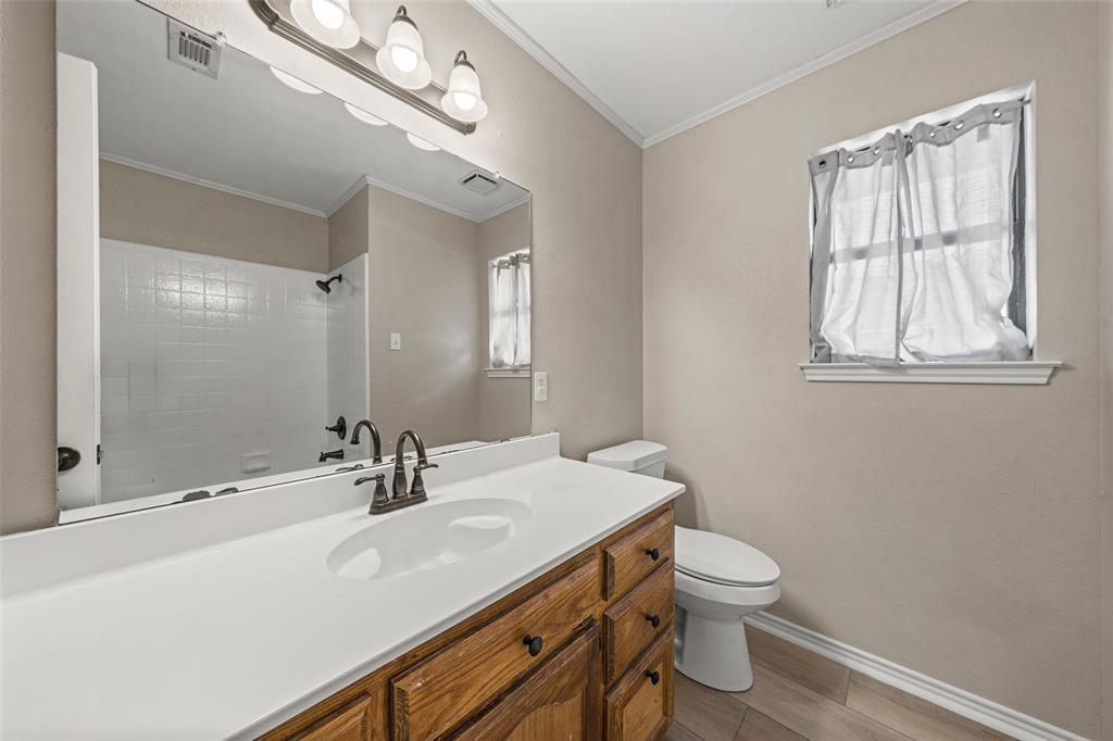 209 Bonham Drive Property Photo 9
