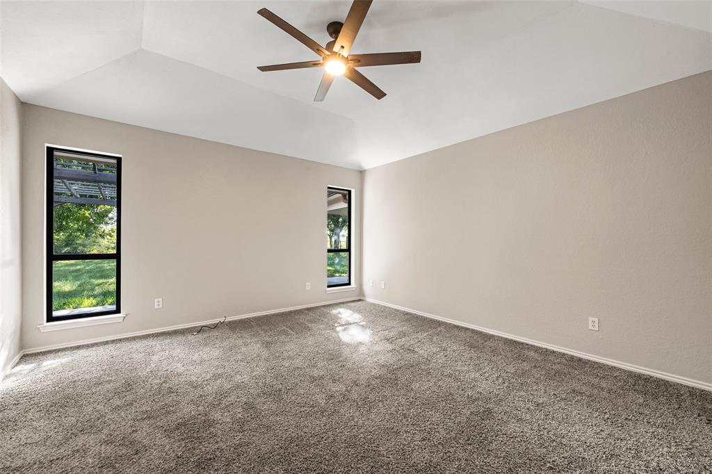 209 Bonham Drive Property Photo 11