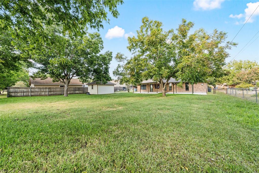 209 Bonham Drive Property Photo 15