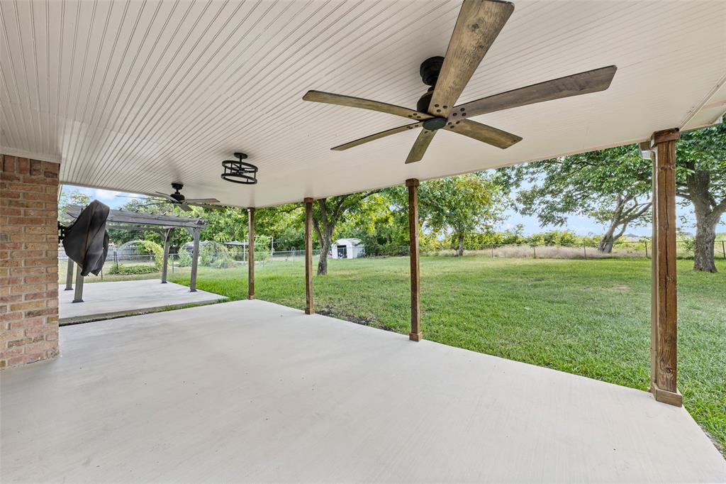 209 Bonham Drive Property Photo 16