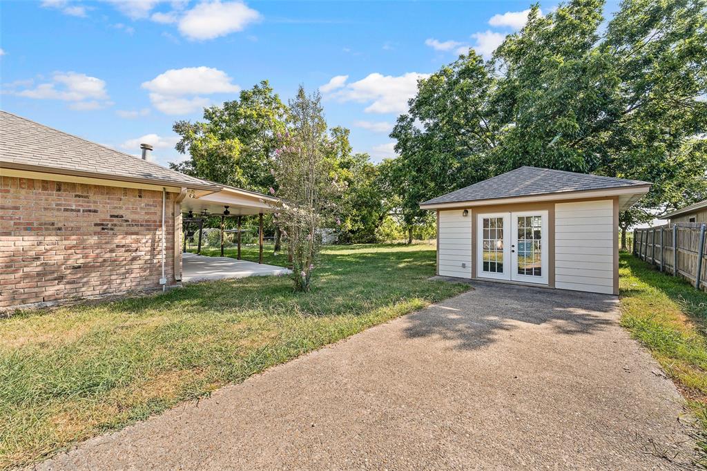 209 Bonham Drive Property Photo 18