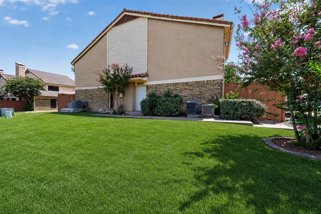 2632 Piedras Property Photo 1