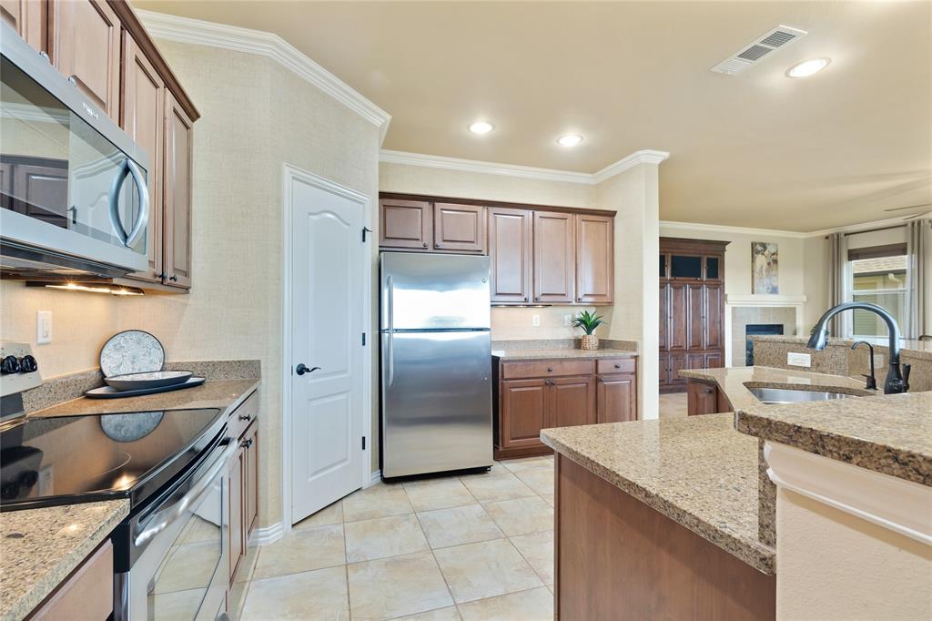 9201 Perimeter Street Property Photo 1