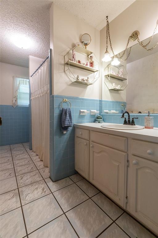 7200 Private Road 2383 Property Photo 19