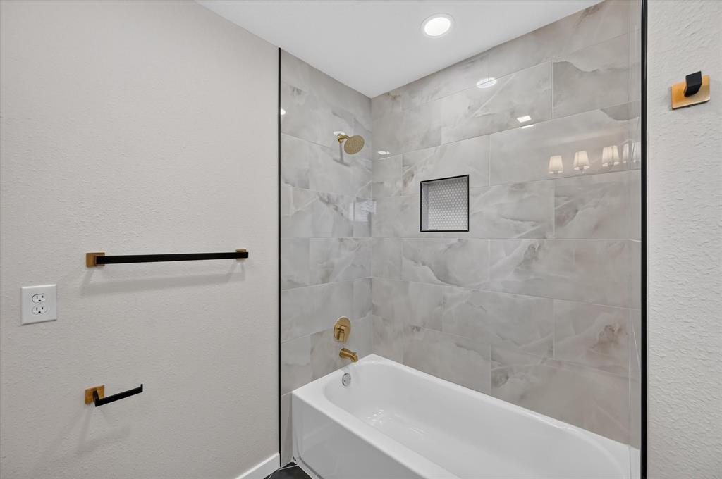 1902 Alamo Drive Property Photo 20