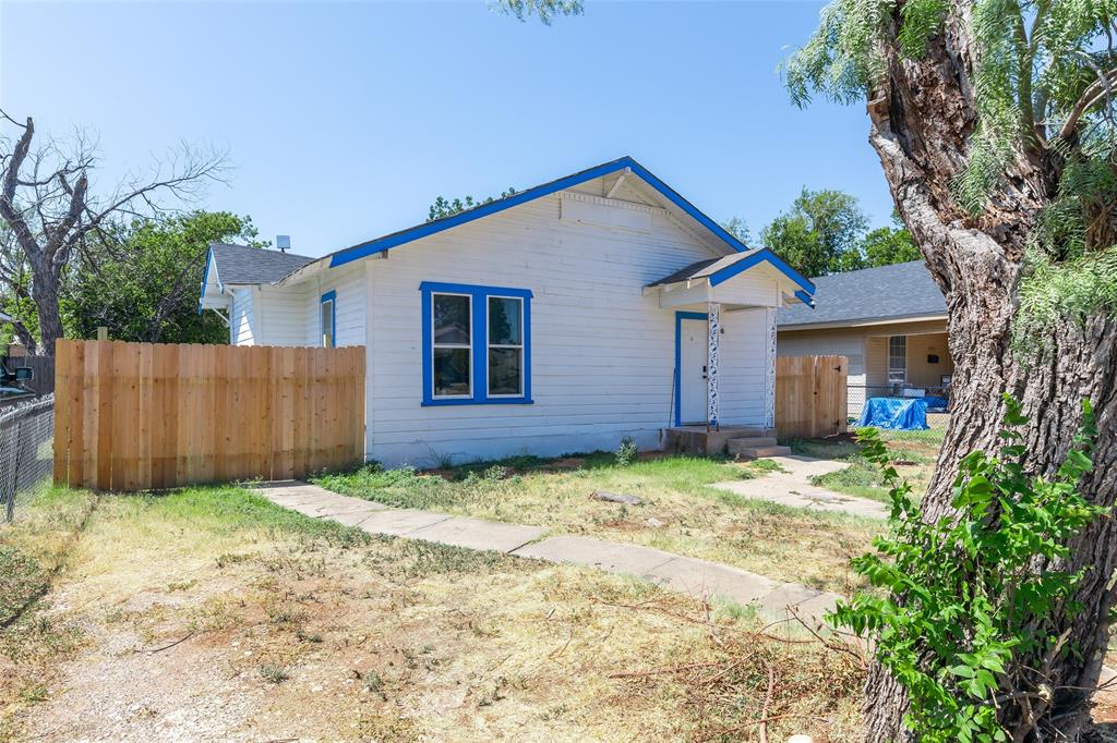 1833 N 7th Street Property Photo 4