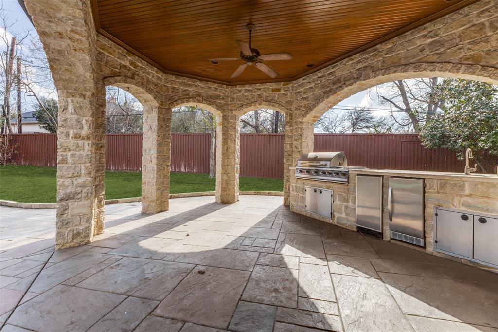 6416 Dykes Way Property Photo 30