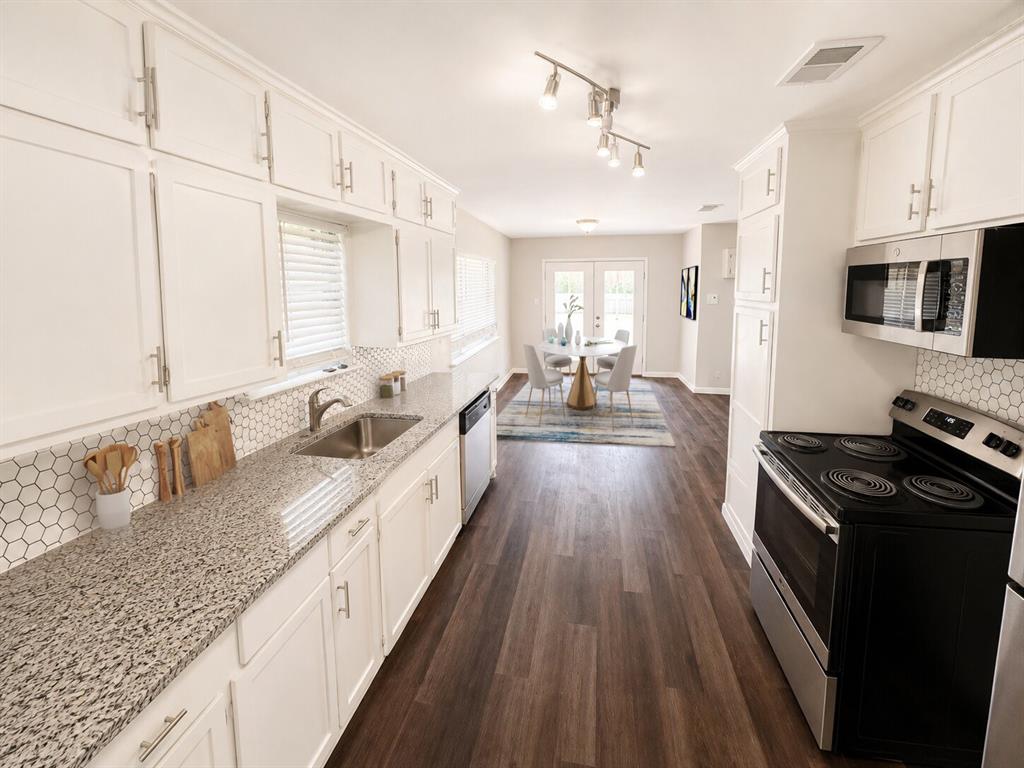 5312 Libbey Avenue Property Photo 6