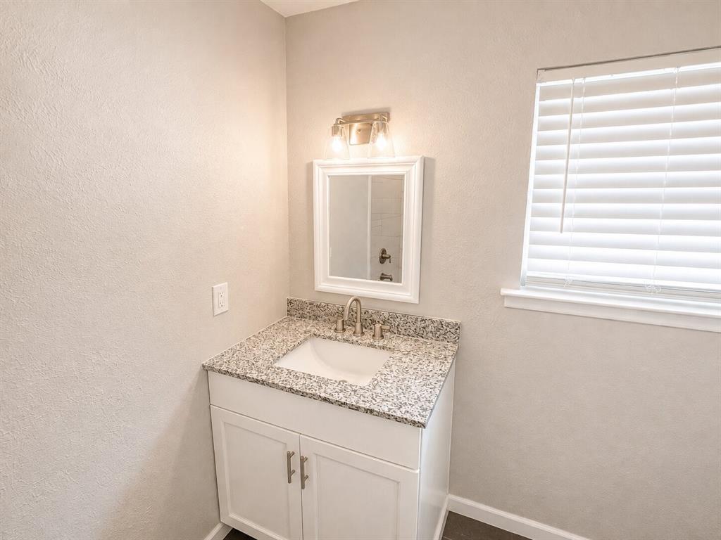5312 Libbey Avenue Property Photo 23