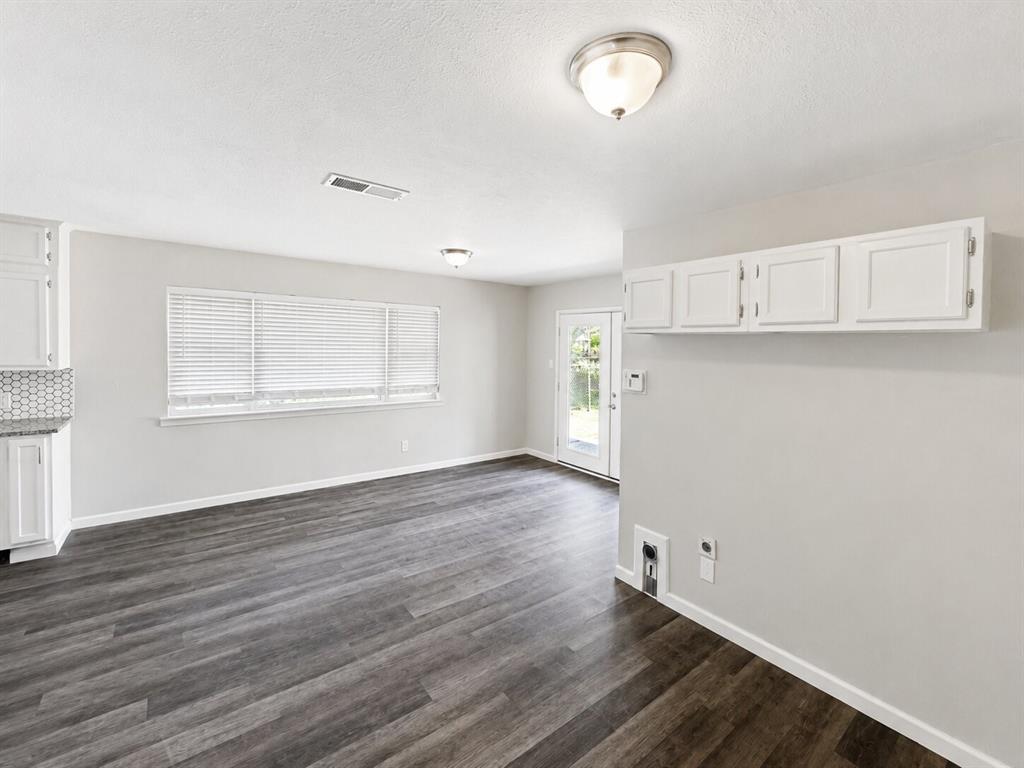 5312 Libbey Avenue Property Photo 24