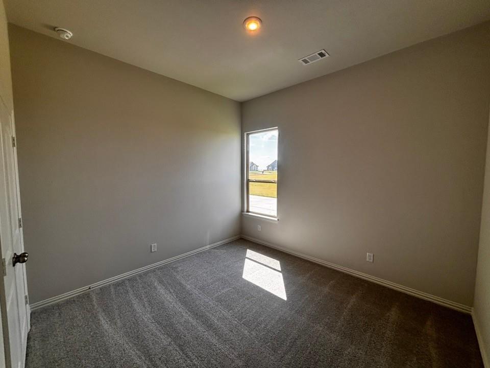 156 Hillview Trail Property Photo 9