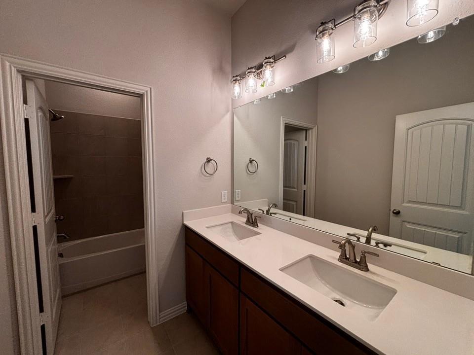 156 Hillview Trail Property Photo 11
