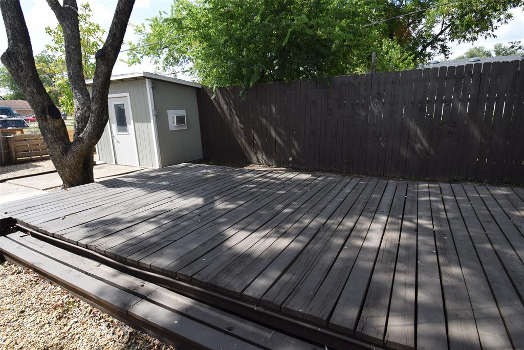 205 E 6th Street Property Photo 32
