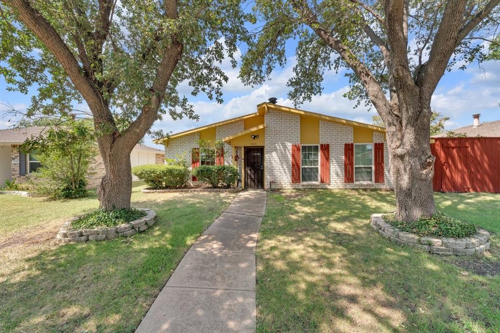 5013 Shannon Drive Property Photo 1