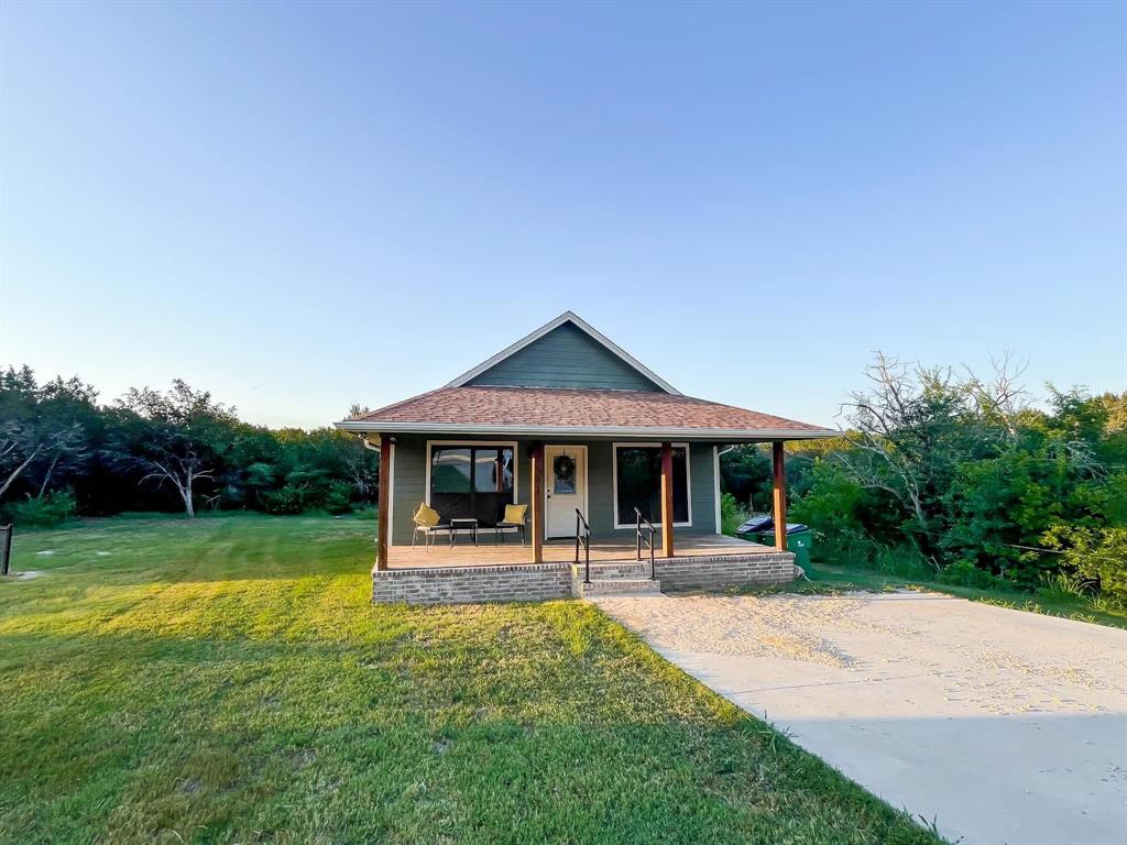2401 Fox Court Property Photo 1