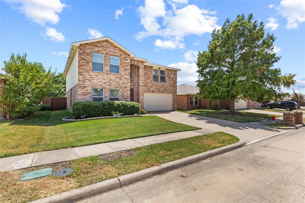 2212 Plum Court Property Photo 1