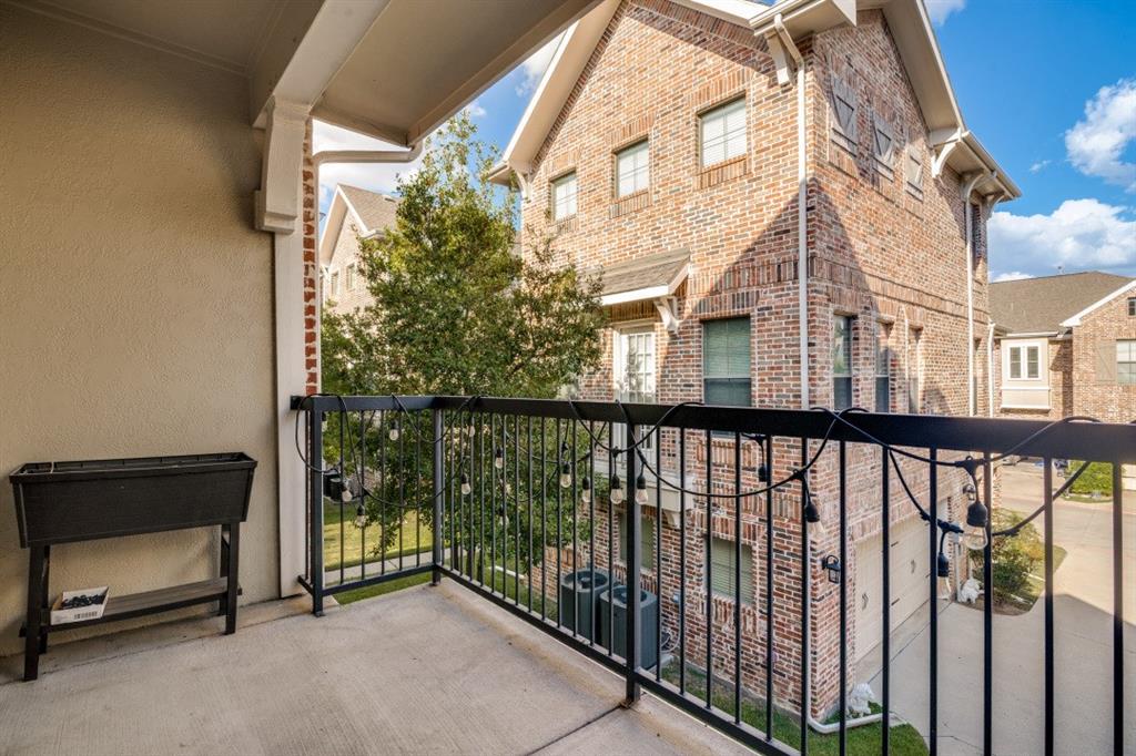 2016 Azure Pointe Property Photo 22